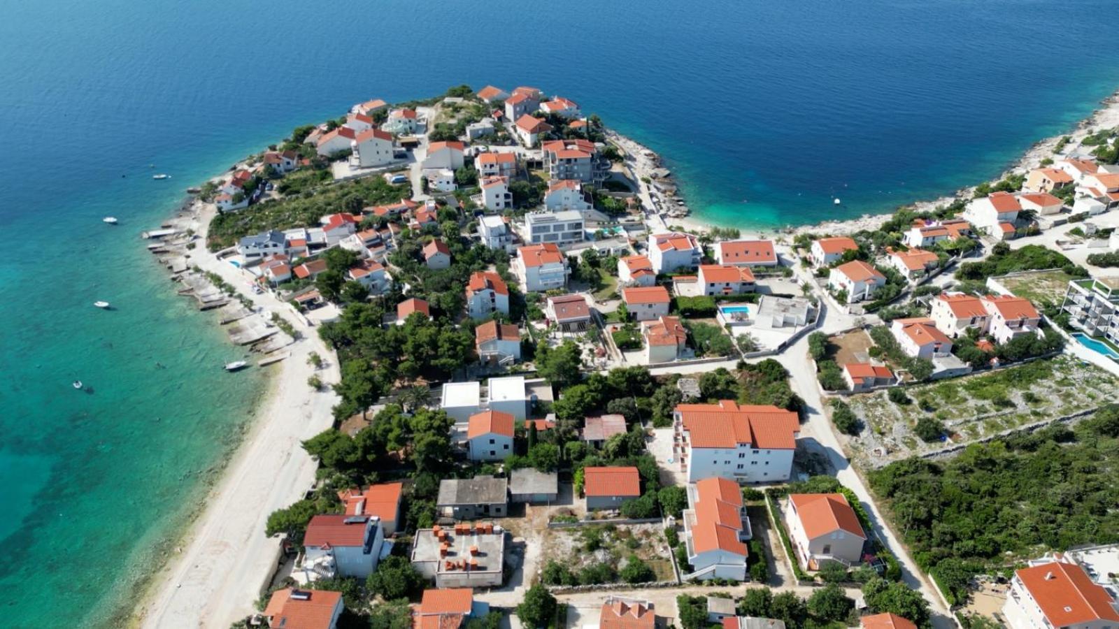 Apartments Luka Sevid Bagian luar foto