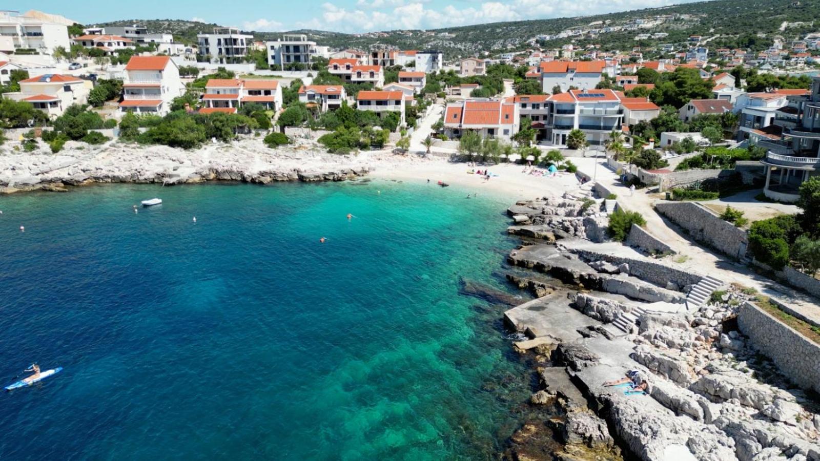 Apartments Luka Sevid Bagian luar foto